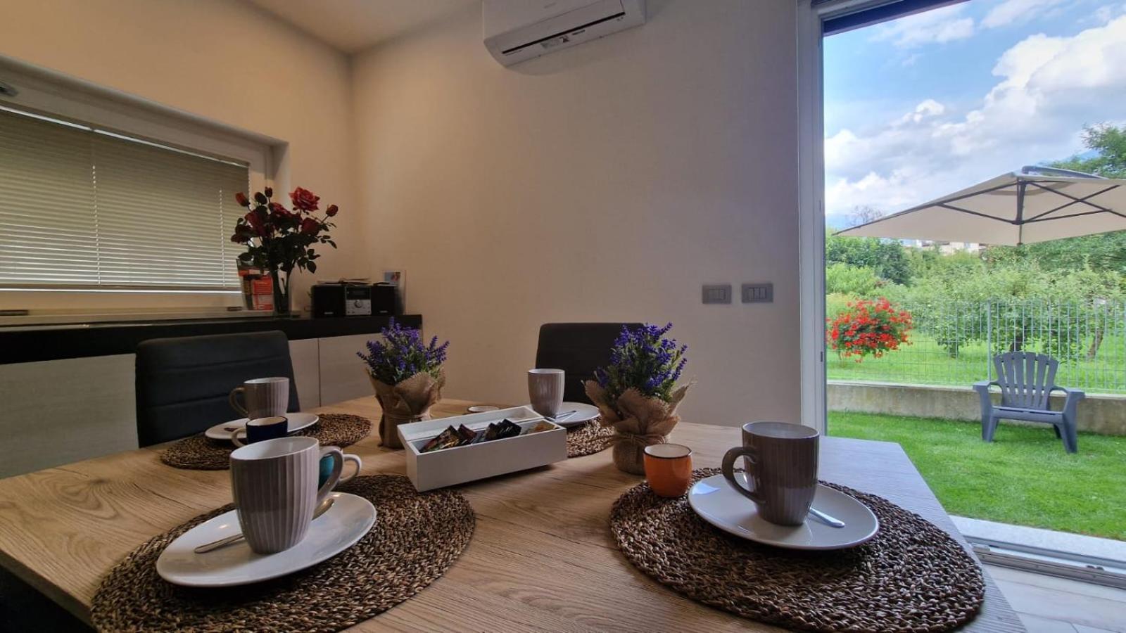 Casa Lina Tirano Apartment Bagian luar foto