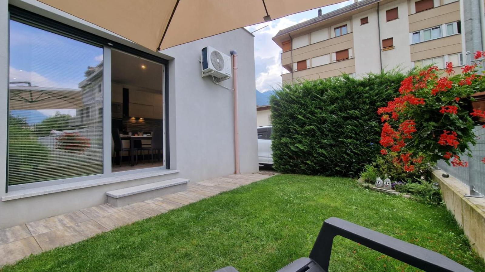 Casa Lina Tirano Apartment Bagian luar foto